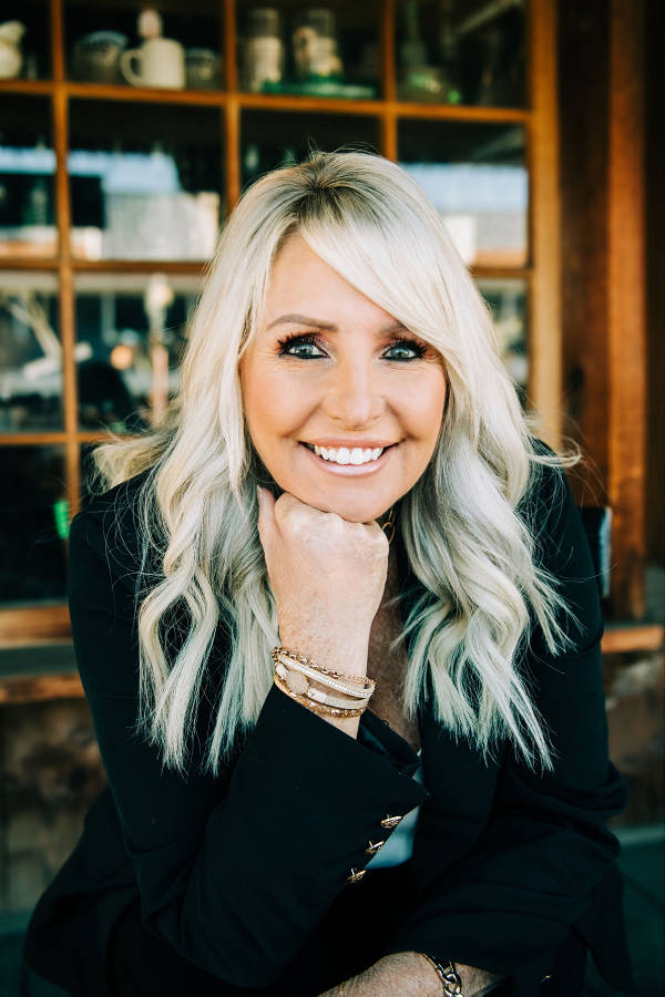 Shelly Moore